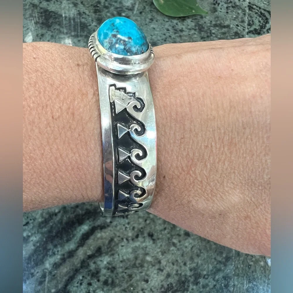 Sterling Silver & Turquoise Cabochon Overlay Cuff Bracelet - Picture 14 of 16